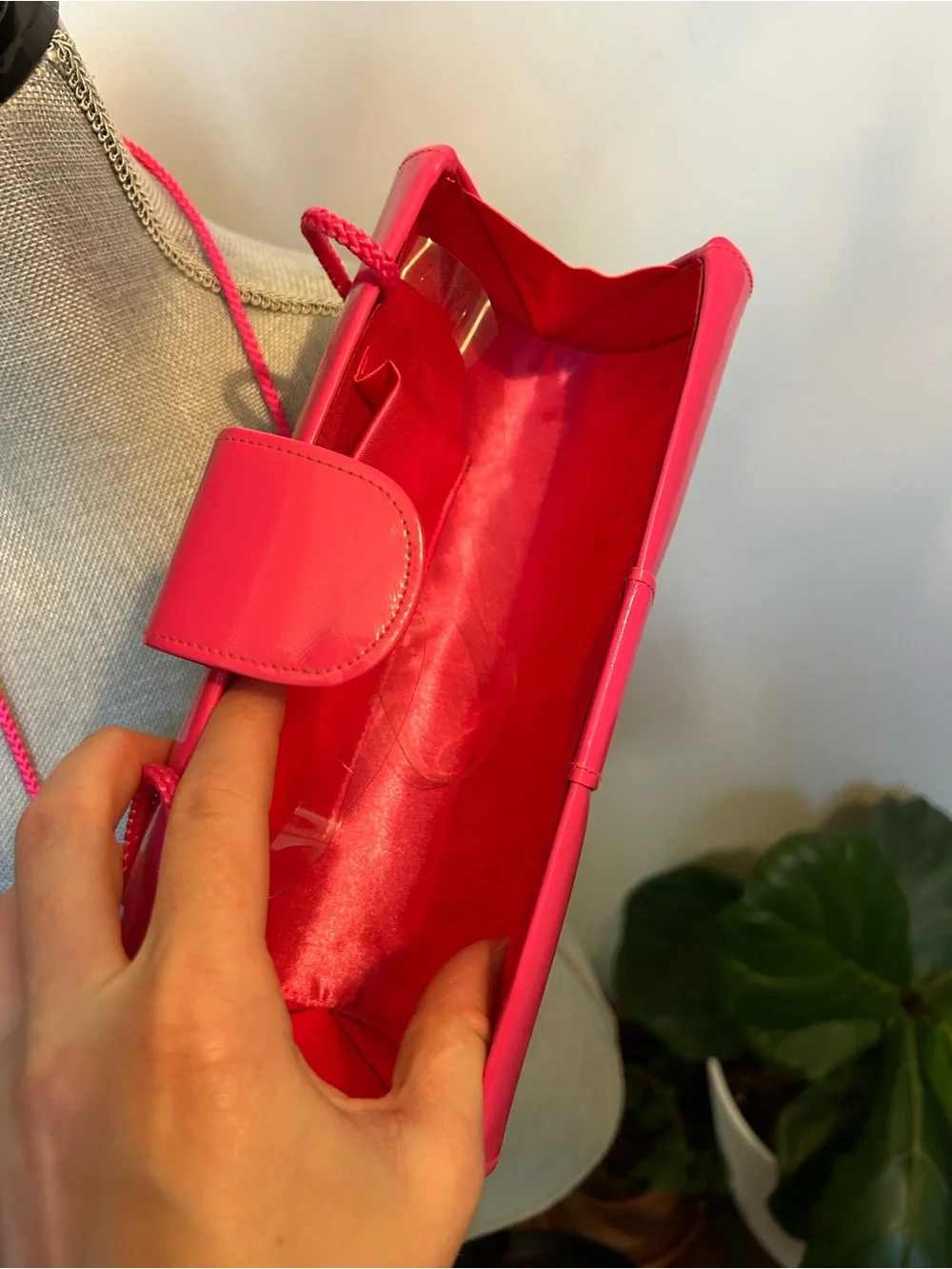 Pink Patent Crossbody Clutch Bag - Unbranded - Picture 4 of 5